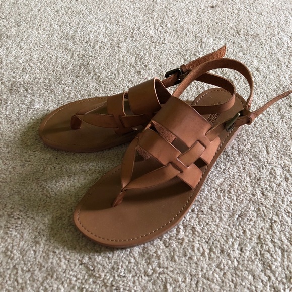 white mountain gladiator sandals